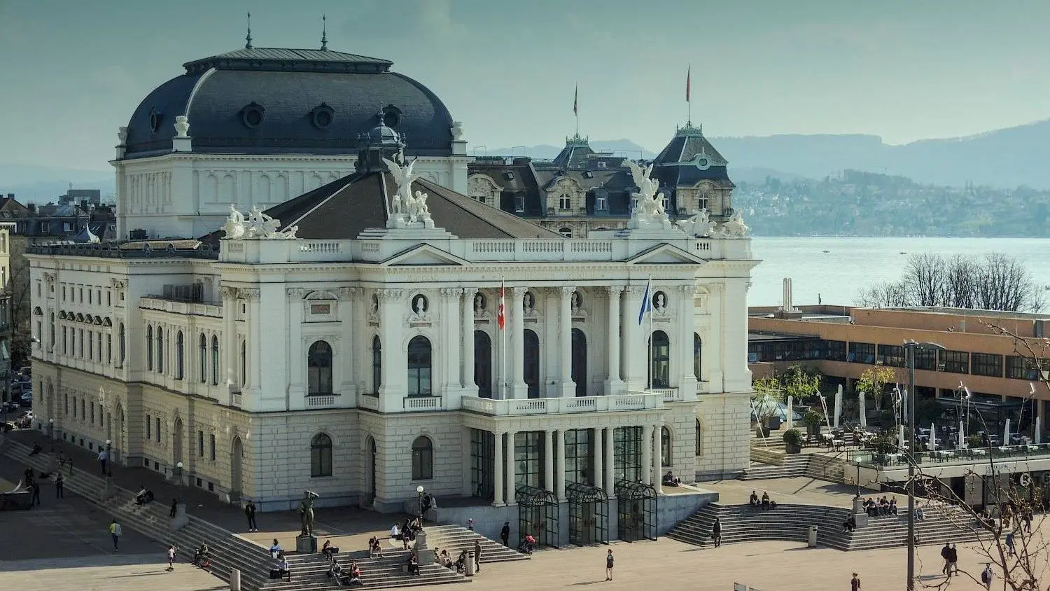 © Opernhaus Zürich/Dominic Büttner