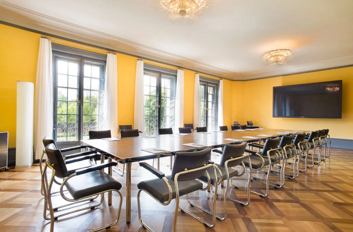 21_board_room