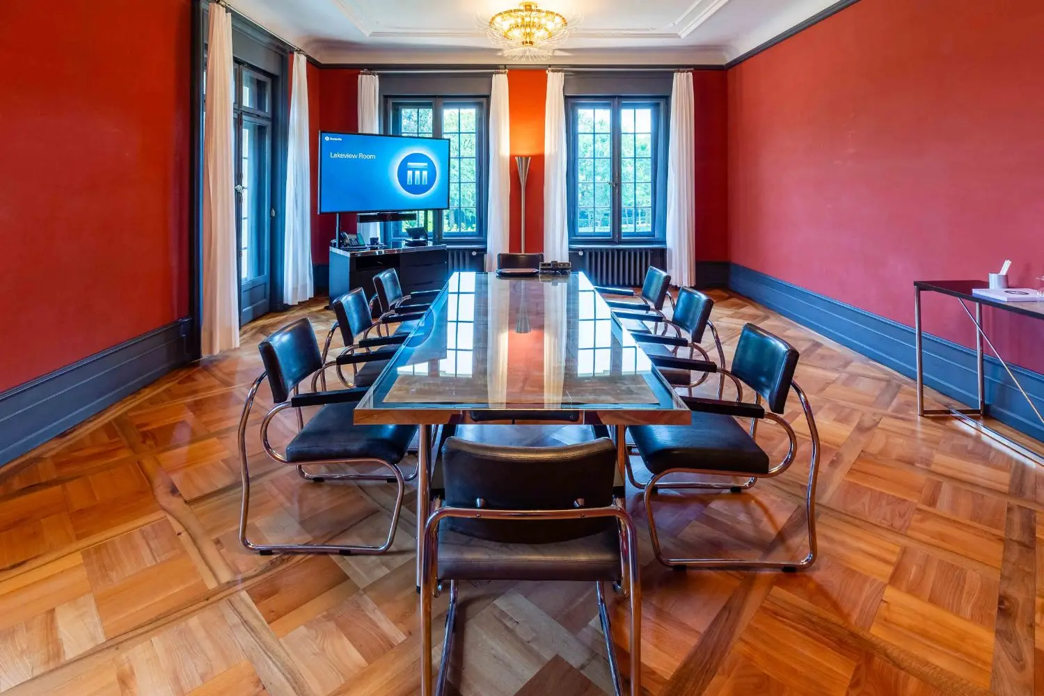 villa-meeting-room-centre-for-global-dialogue