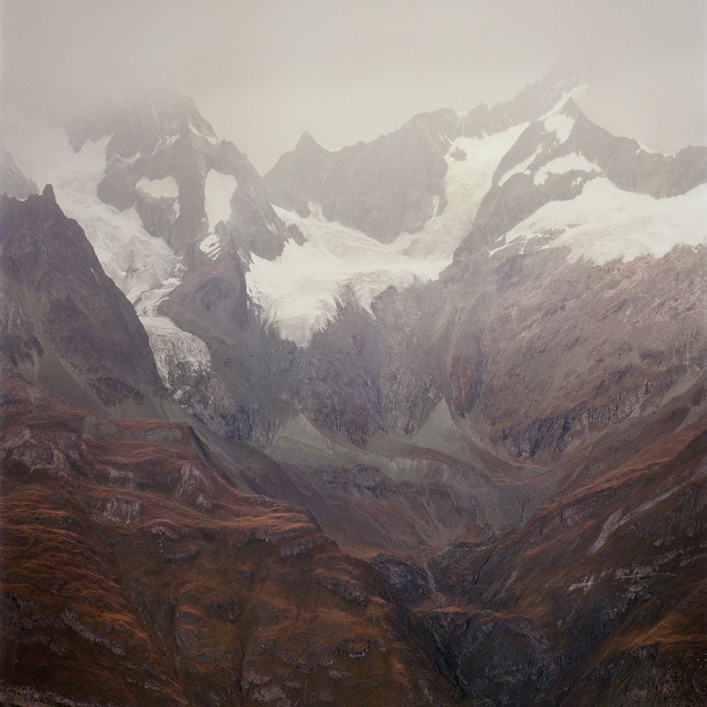 almond-KL2316-fullmoon-at-autumnal-alps