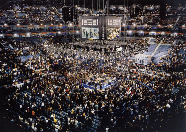 写真集：Andreas Gursky｜Andreas Gursky How Andreas Gursky turned an Amazon depot into art